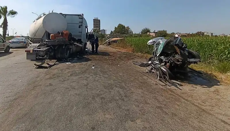 Adana'da Tanker Kazası: Otomobil ve Kamyon Bir Arada Felakete Neden Oldu