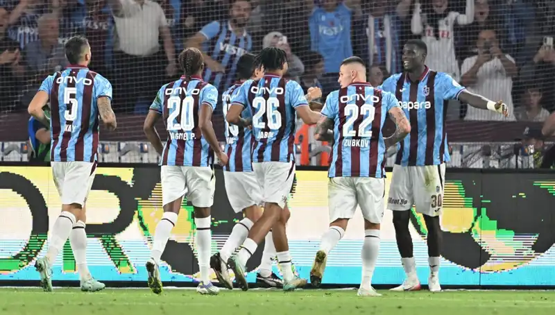 Trabzonspor Kocaelispor Maçında Nefes Kesen Anlar Yaşandı
