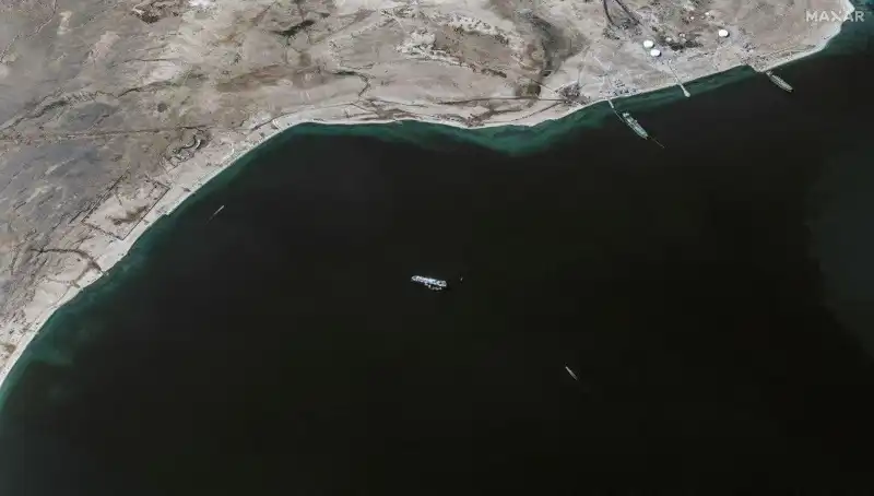 Yunan Gemisine Yapılan Saldırı: Mürettebatı Kurtaran Olay