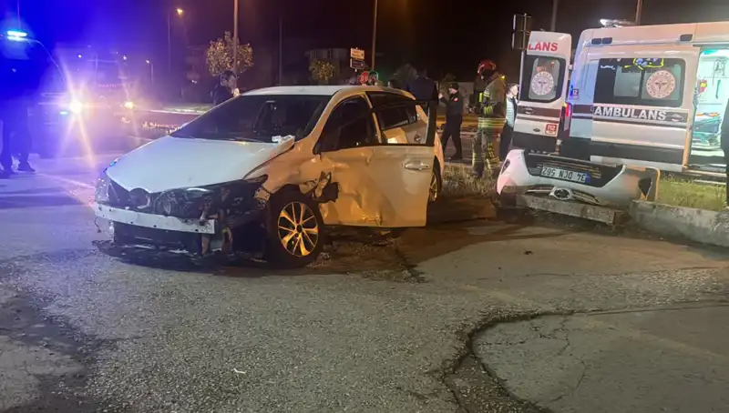 Pikap ile Otomobil Çarpıştı: Kaza Anında Yaşananlar ve Sonuçları