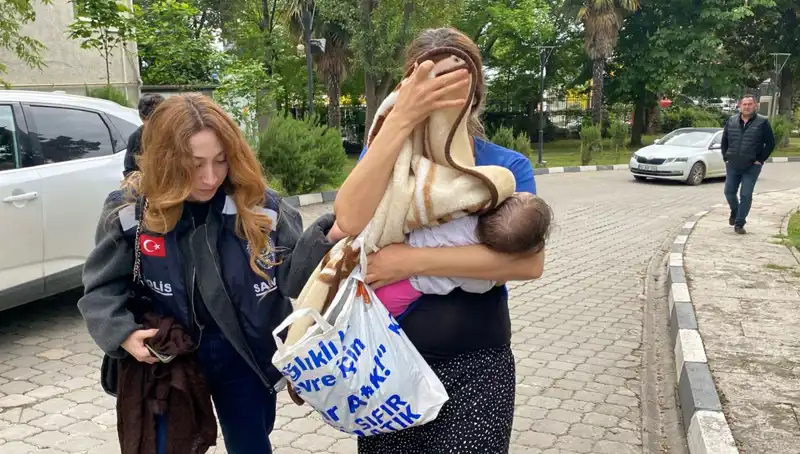 Evlerden Hırsızlık Yapan Kadın İstanbul'da Yakalandı!