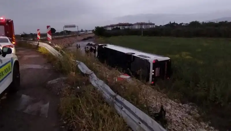 Manisa'da Otobüs Kazası: Yaralıların Durumu ve Kaza Sonrası Gelişmeler