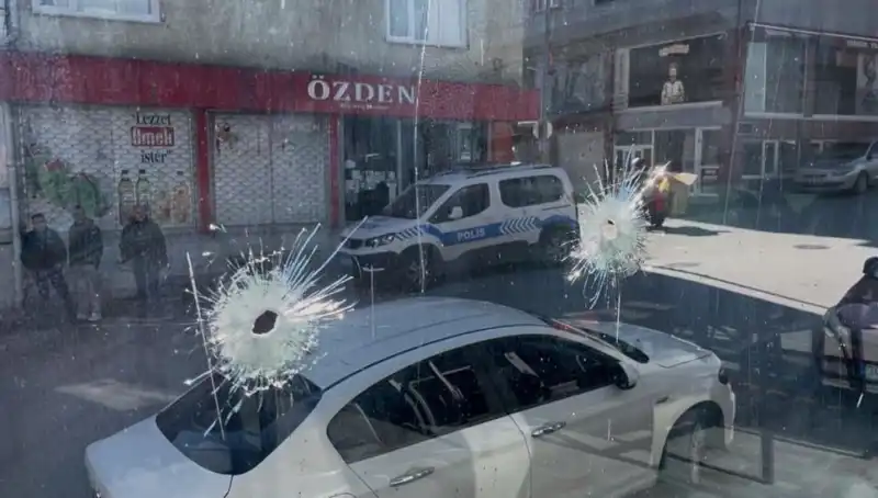 Bursa'da Kıraathane Kurşunlandı: Olayın Arkasındaki Sır Perdesi Aralanıyor