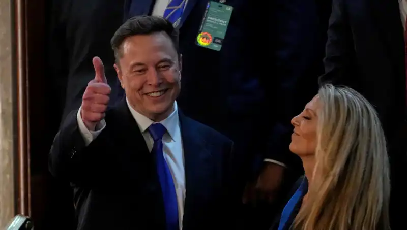 Musk'tan Ukrayna'da Seçim Çağrısı: "Zelenski Büyük Farkla Kaybedecek"