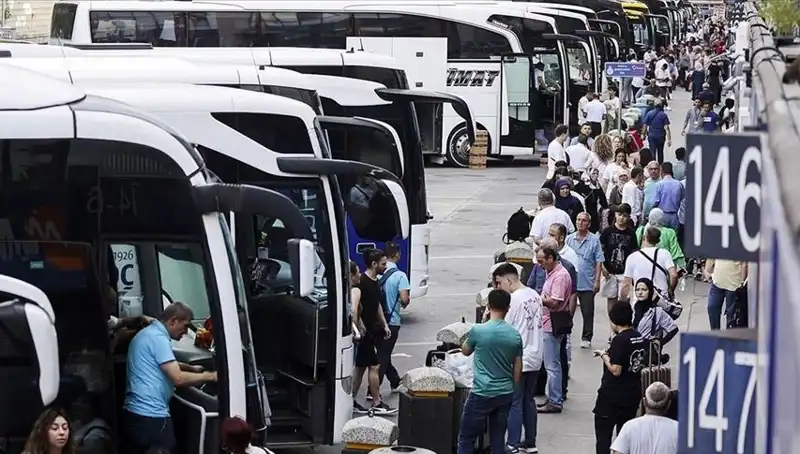 İstanbul'dan Ayrılanların Sayısı 369 Bin 453'tü: Detaylar Şaşırtıyor