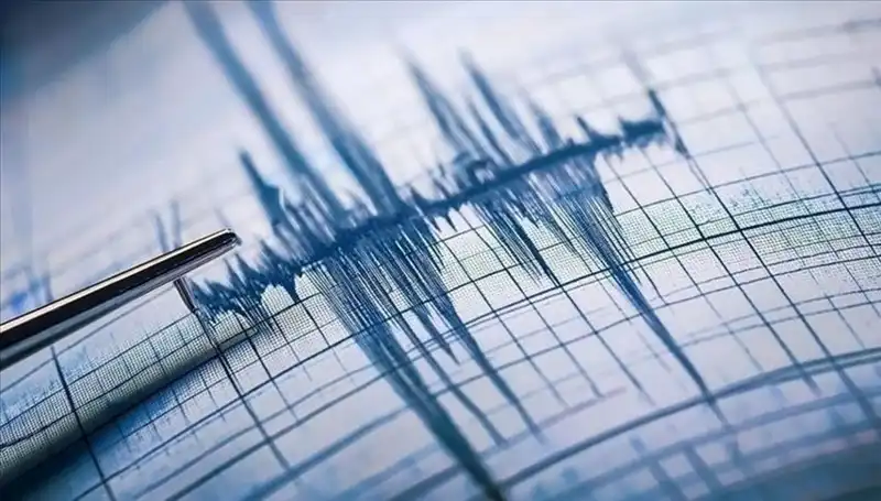 Ege Denizi'nde Şok Eden Deprem: 3.0 Büyüklüğünde Sallantı!