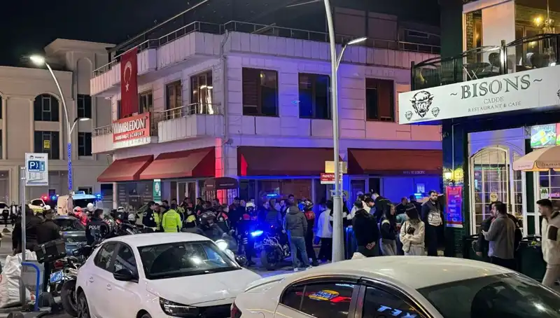 Kafede Silahlı Saldırı: Hava Ateşi ve Bıçaklı Saldırı Bir Arada!