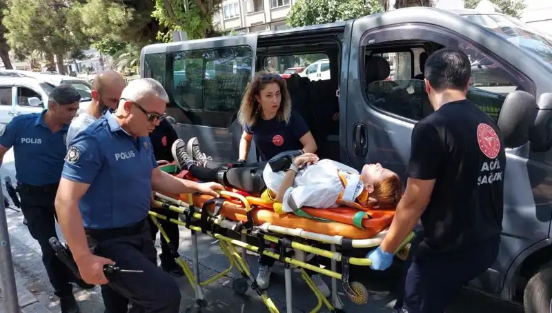 Samsun'da Yaşanan Kaza: Minibüs Kamyona Çarptı, Yaralılar Var!