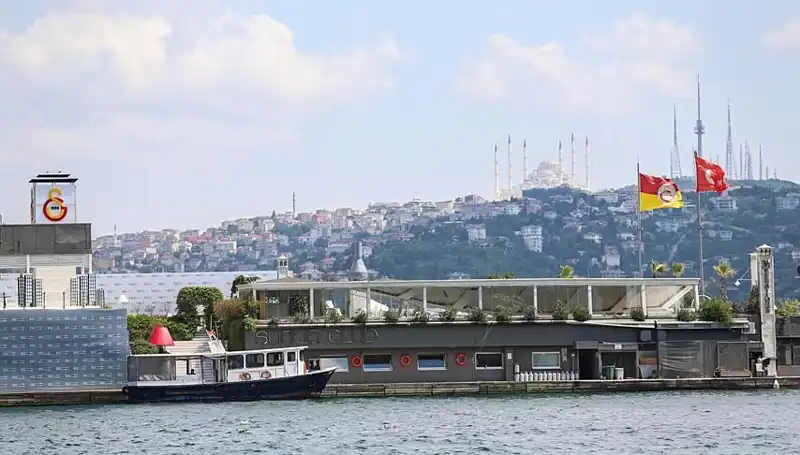 Galatasaray Adası'ndaki İhtilaf: 2. Abdülhamid'in Mirasçıları Mahkemeye Başvurdu