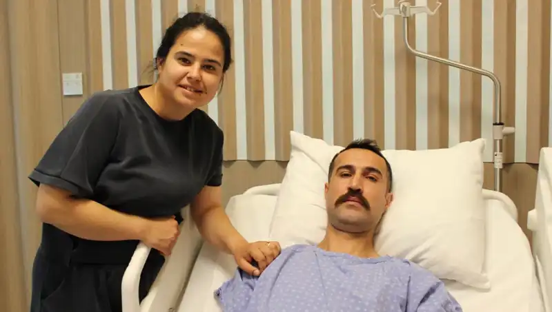 32 Yaşında Mide Kanaması Zannıyla Kalın Bağırsak Kanseri Teşhisi Alan Genç Kadın