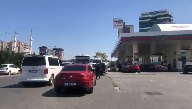 Deprem Sonrası Akaryakıt İstasyonlarında Oluşan Kuyruklar Neden Uzun?