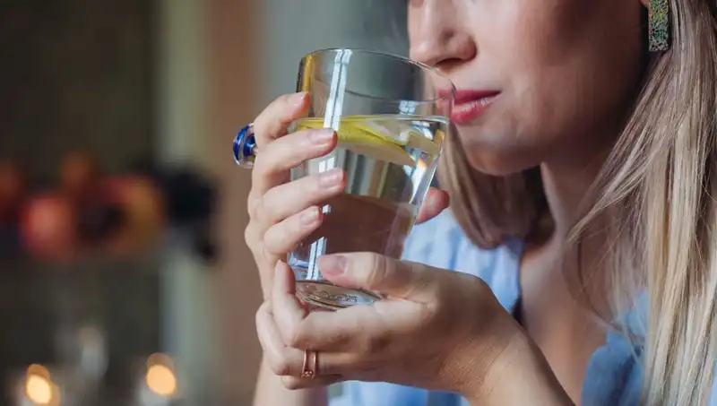 Aç Karnına 1 Litre Su İçmenin Sağlığımıza Etkileri Nelerdir?