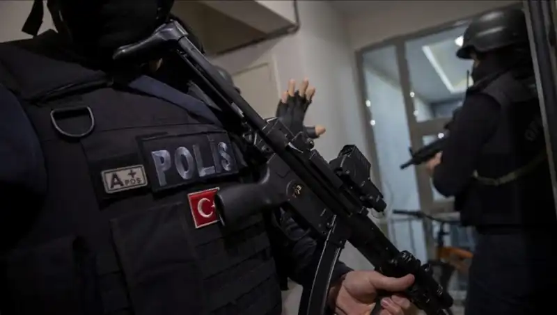 Türkiye’nin 17 İlinde DAEŞ’e Yönelik Dev Operasyon: 89 Tutuklama!