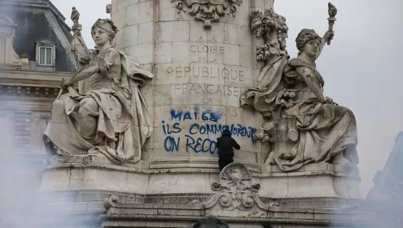 Paris Belediyesi, Grafiticilere Savaş Açıkladı: Sokak Sanatı mı İhlal mi?