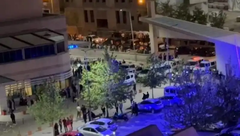 Halay Başında Kanlı Kavga: Bıçaklı Saldırı ve Yaralılar
