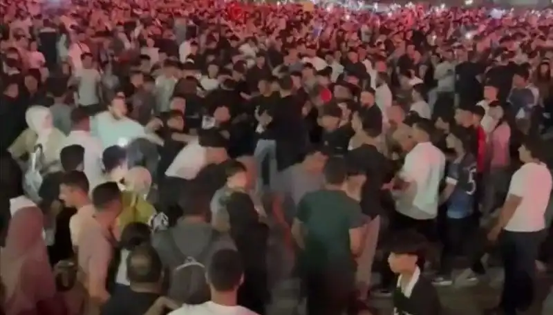 Konserde Bıçaklı Kavga: Güvenlik Açığını Ortaya Koyan İddialar!