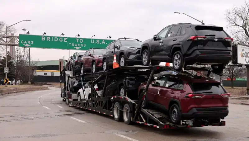 Toyota, ABD Pazarında Hibrit Araç Üretiminde Çarpıcı Bir Değişikliğe Gidiyor