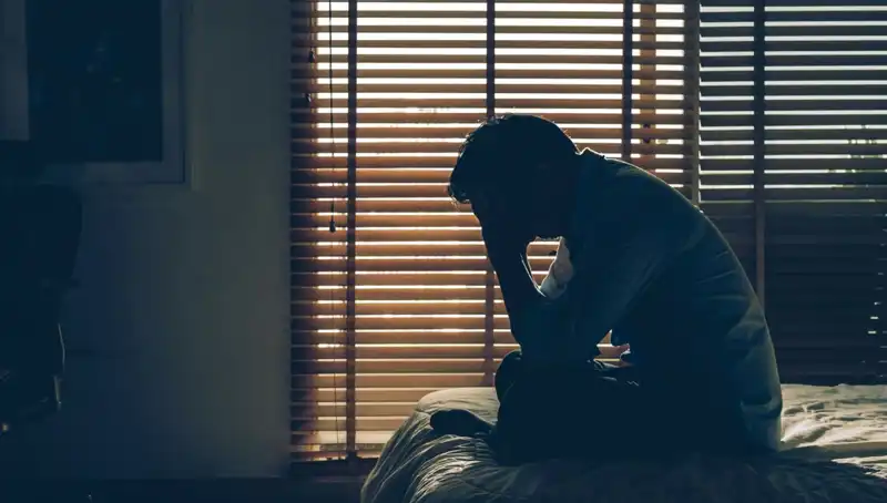 Bilimsel Araştırma: Yaz Aylarında Doğan Erkekler Depresyona Daha Yatkın