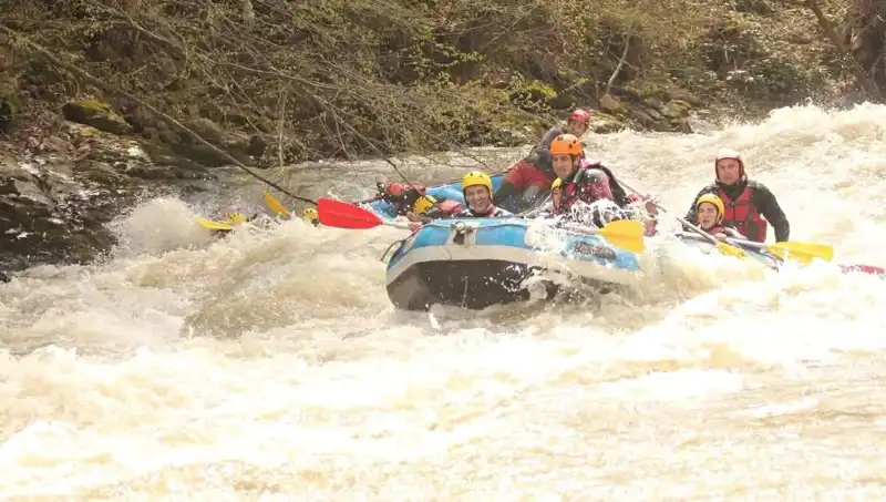 Rafting Heyecanı: Debi Artışıyla Turist Akını Başladı