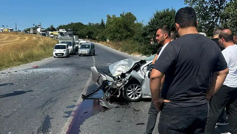 İstanbul'da Kalp Krizi Geçiren Şoför, Feci Kazaya Neden Oldu