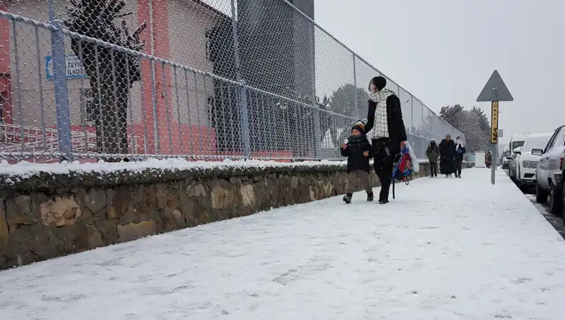 Türkiye'nin En Güzel İlkbahar Manzarası: Kışa Dönüşen Beyaz İl
